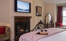 Caldwell House Bed And Breakfast